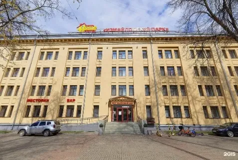 Отель «Измайловский парк»