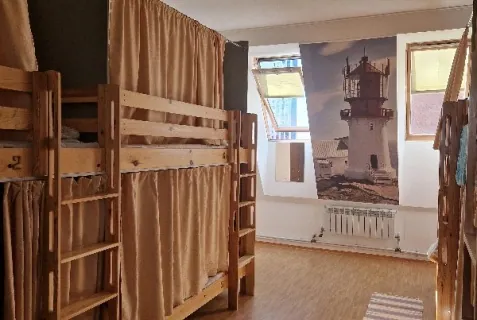 Hostelroof_vl