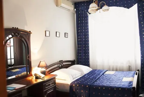 Отель «Экватор лайт»